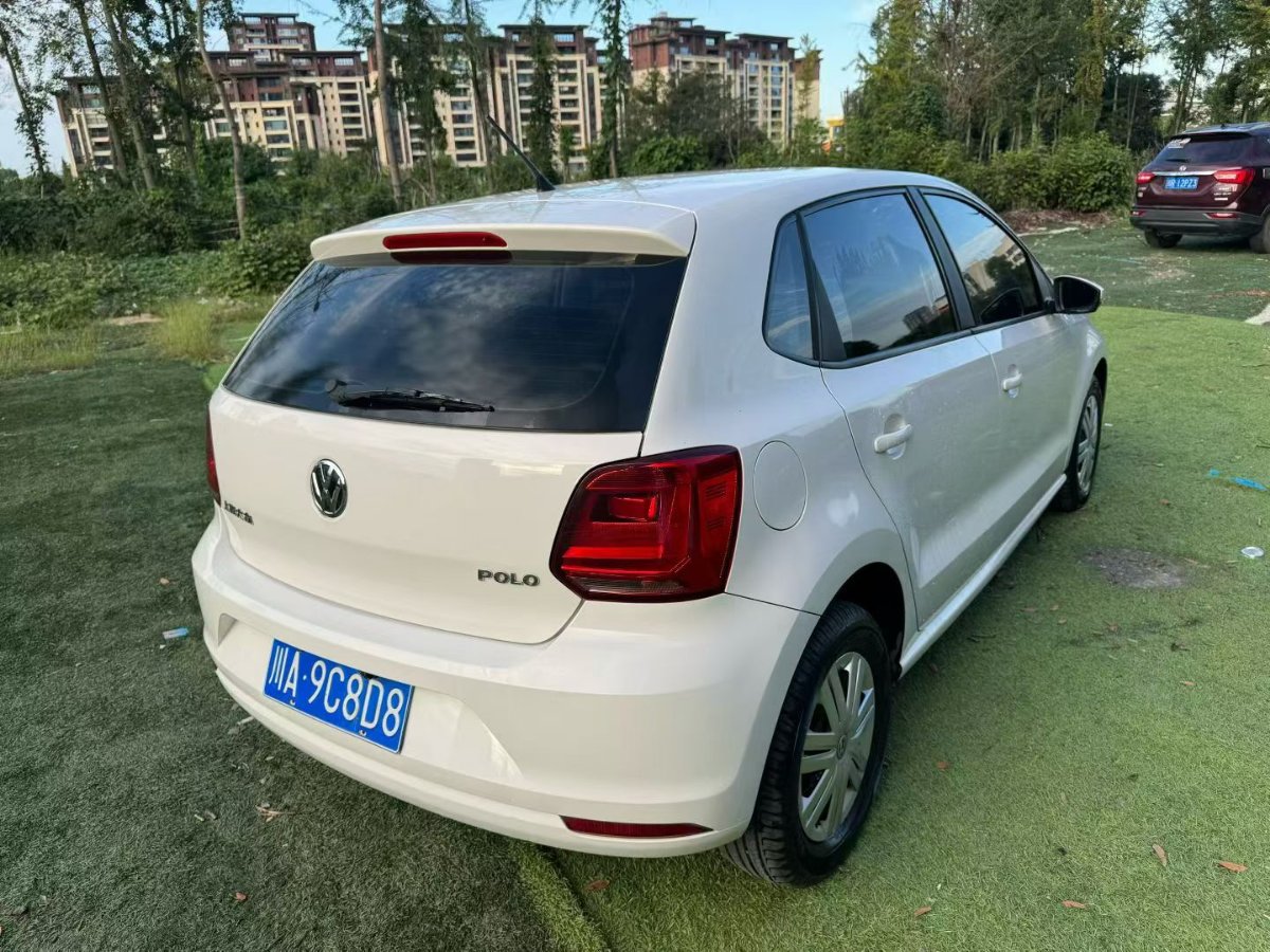 Volkswagen Polo 2015 #4 Volkswagen Polo 2015 car image #4
