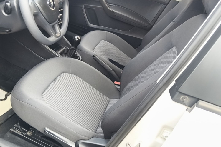 Volkswagen Santana 2018 #15 Volkswagen Santana 2018 car image #15