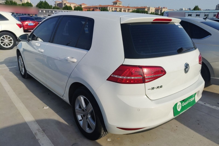 Volkswagen Golf 2016 car image #5