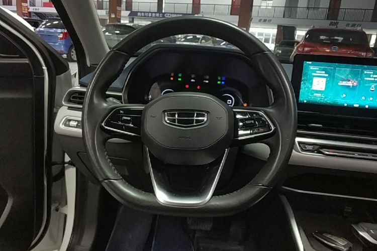 GEELY Emgrand 2022 #11 GEELY Emgrand 2022 car image #11