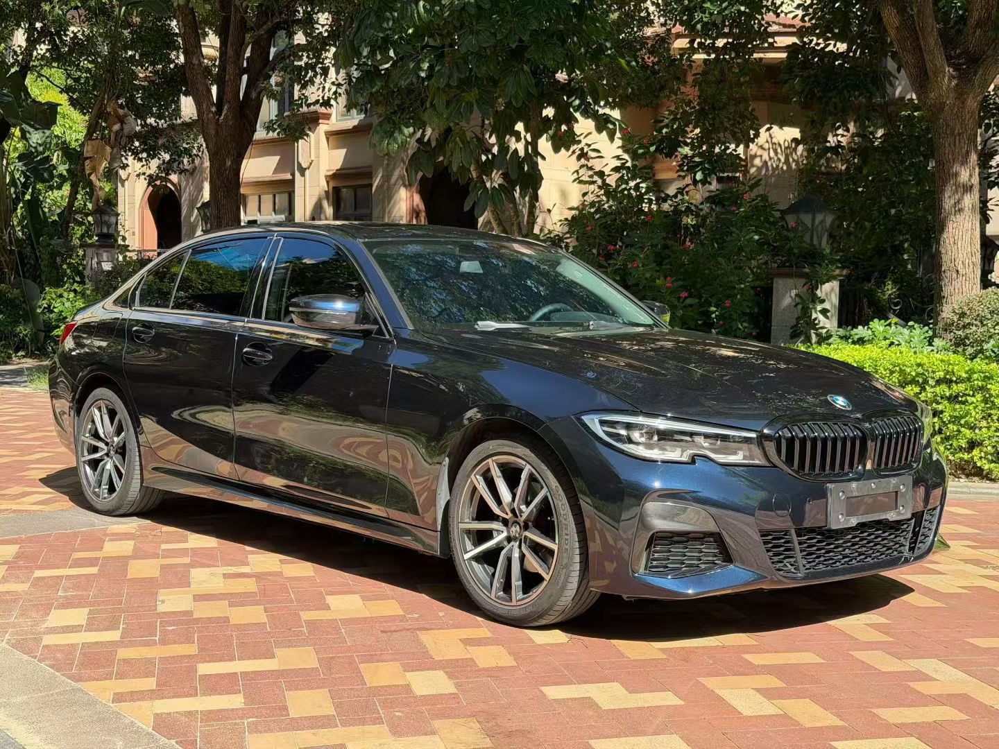 BMW 3 Series 2022 car image 