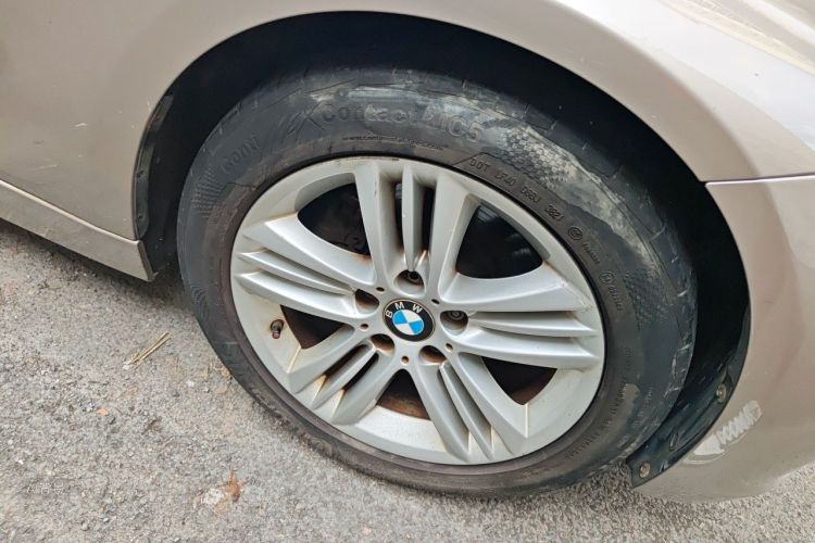 BMW 3 Series 2017 #9 BMW 3 Series 2017 car image #9