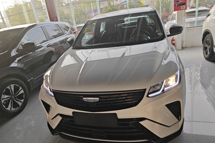 GEELY Coolray 2026 immagine di auto #3