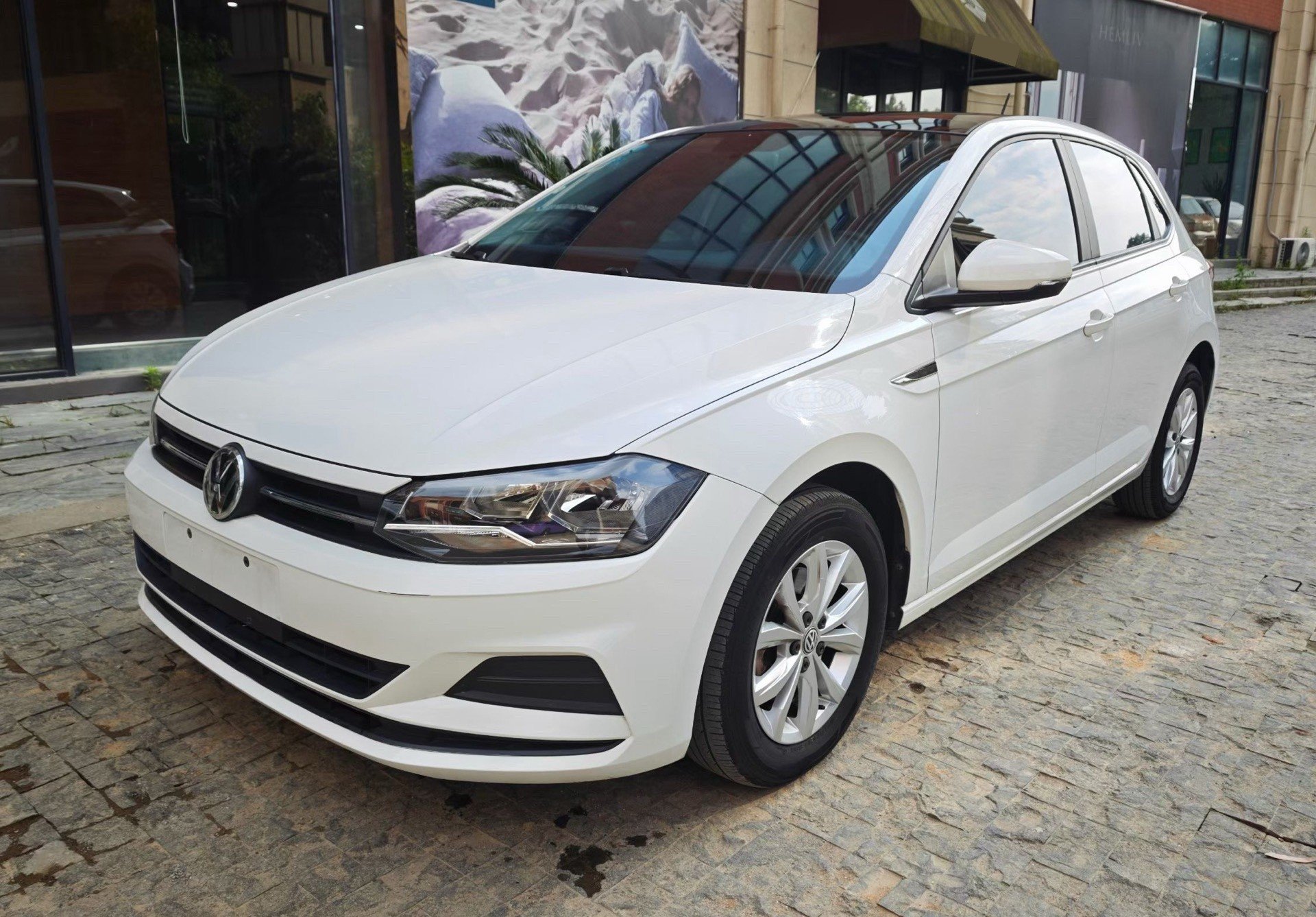Volkswagen Polo 2021 Volkswagen Polo 2021 car image