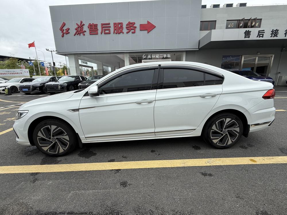 Volkswagen Bora 2025 #2 Volkswagen Bora 2025 immagine di auto #2