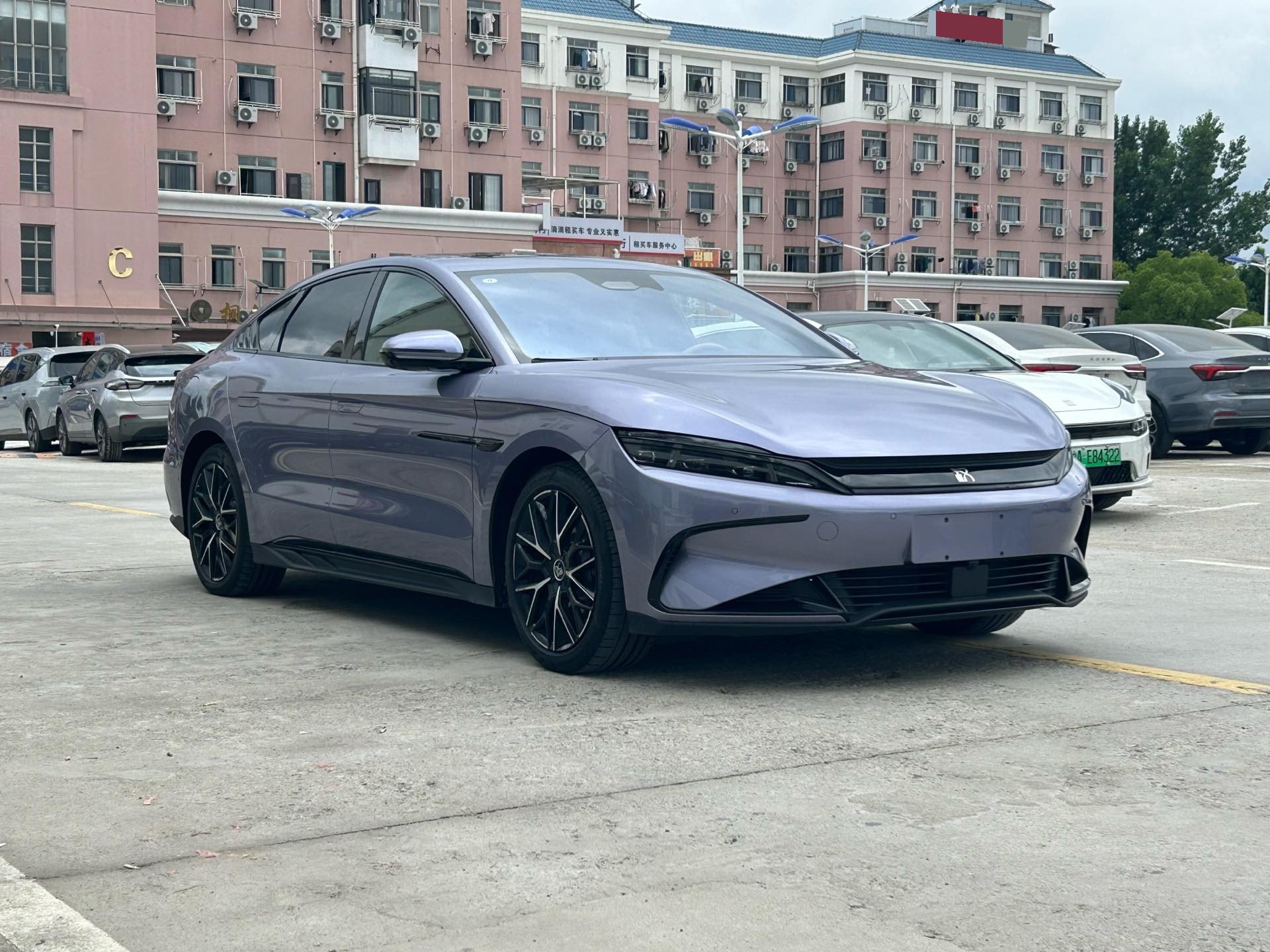 BYD Han 2024 car image #3