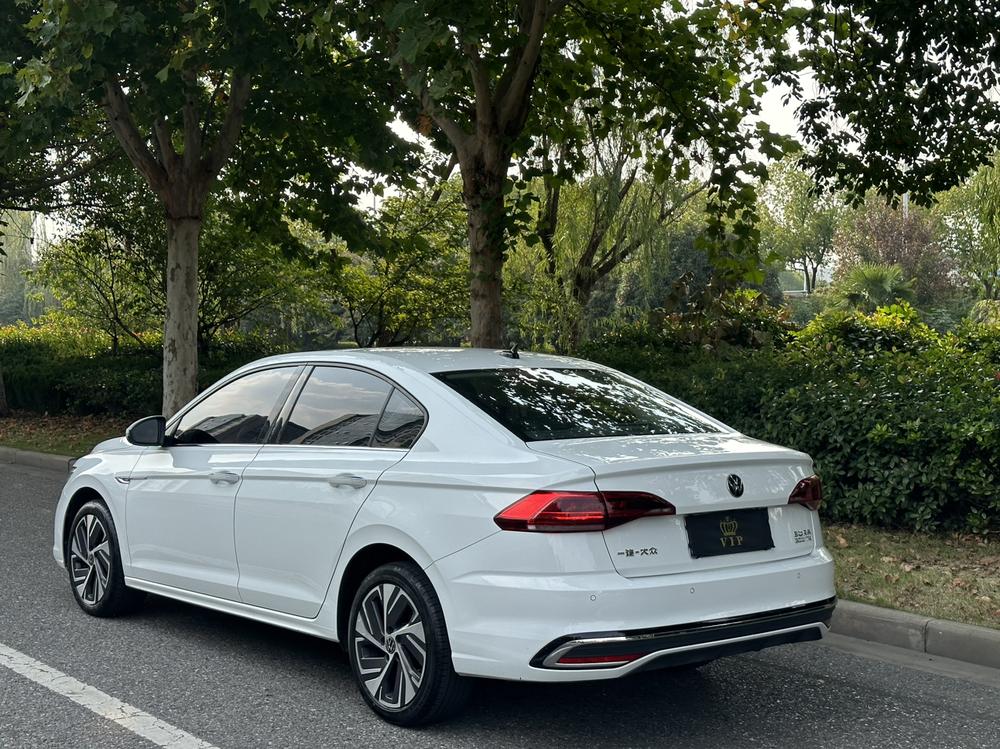 Volkswagen Bora 2023 صورة سيارة #5