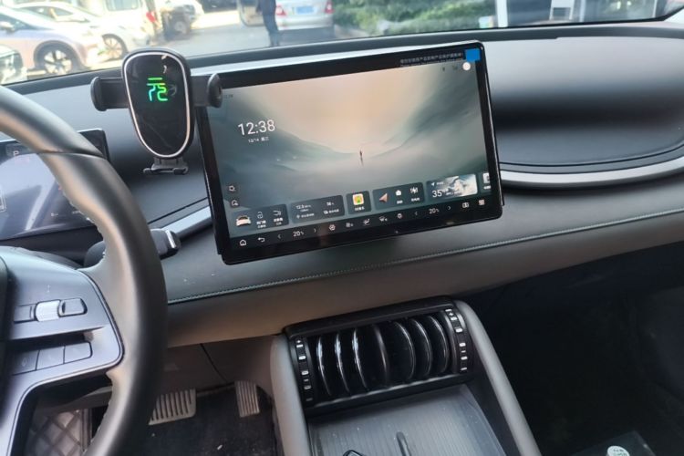 BYD Yuan Plus 2025 immagine di auto #13