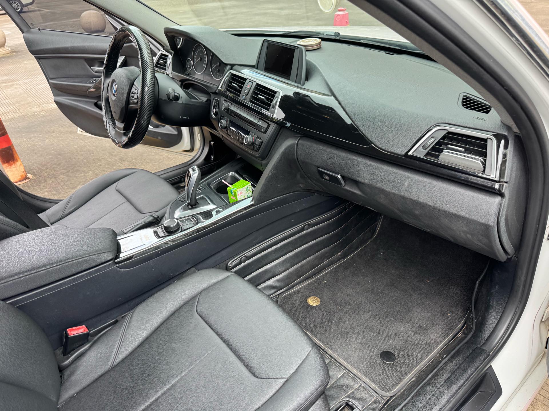 BMW 3 Series 2015 #4 BMW 3 Series 2015 car image #4
