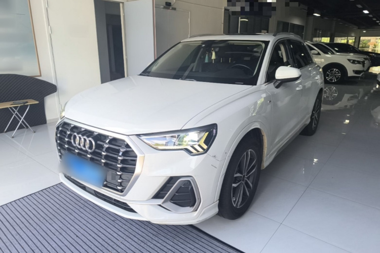 Audi Q3 2020 #2 Audi Q3 2020 car image #2