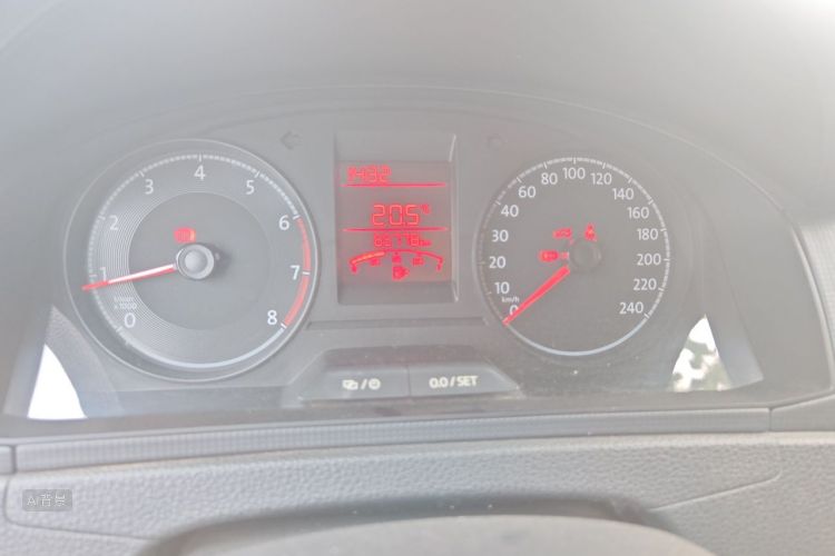 Volkswagen Santana 2019 car image #14