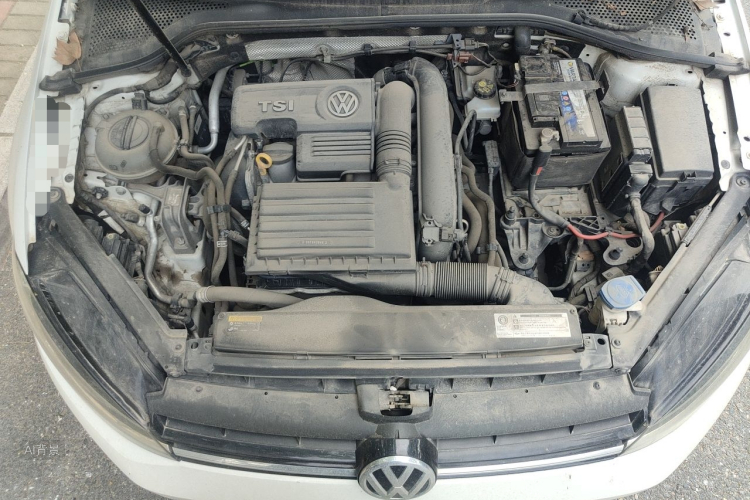 Volkswagen Golf 2018 car image #22