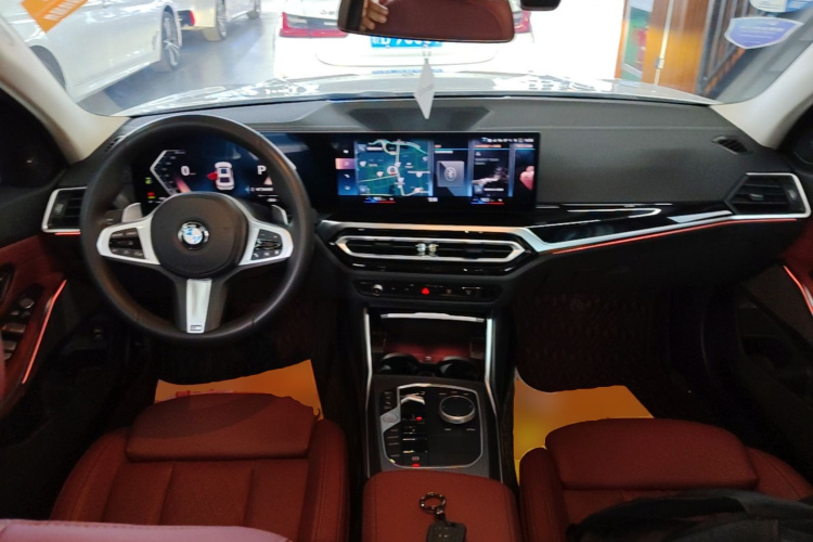 BMW 3 Series 2023 #10 BMW 3 Series 2023 car image #10