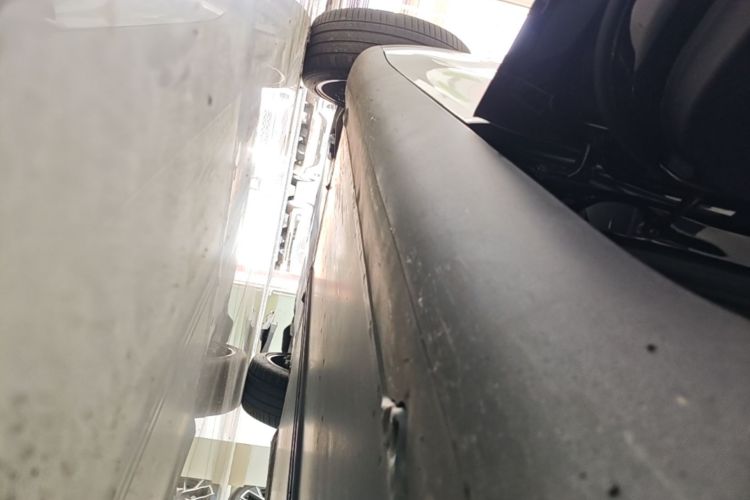 Tesla Model Y 2022 car image #27