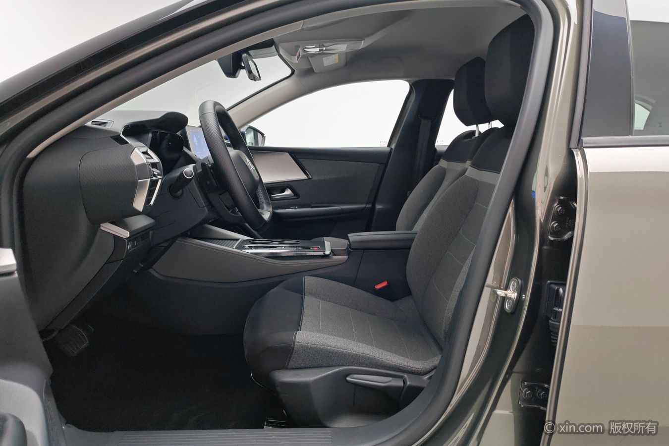 Citroen C5 X 2024 #10 Citroen C5 X 2024 car image #10