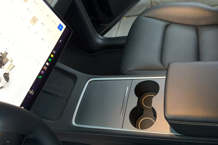 Tesla Model Y 2021 #15 Tesla Model Y 2021 immagine di auto #15
