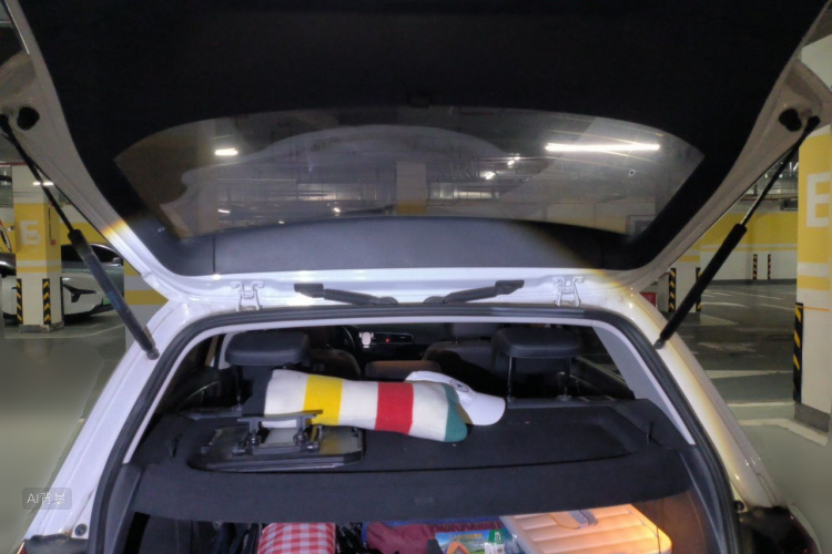 Volkswagen Golf 2020 car image #21