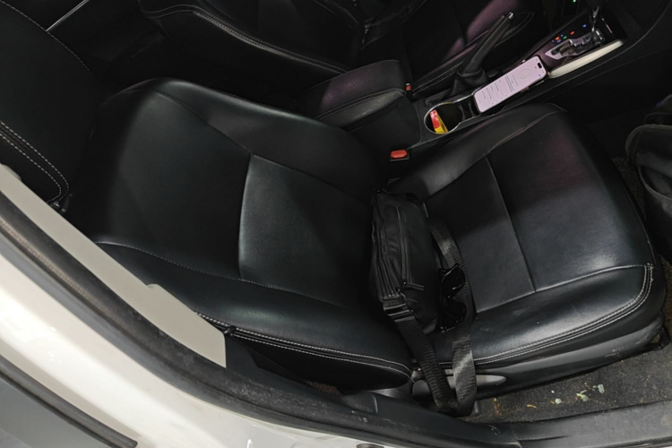 Toyota Corolla 2017 #25 Toyota Corolla 2017 car image #25