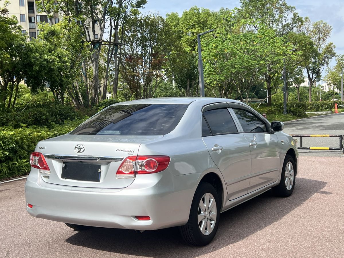 Toyota Corolla 2013 #6 Toyota Corolla 2013 car image #6