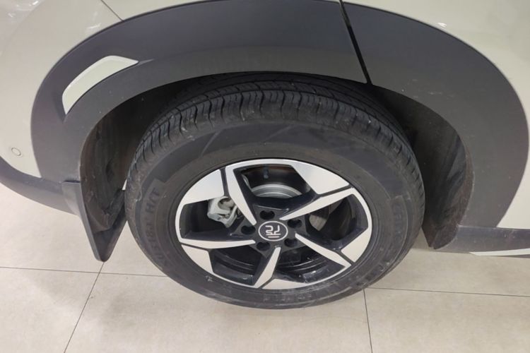 BYD YuanUP 2025 car image #10
