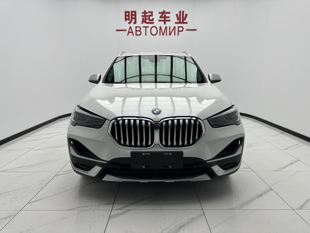 BMW X1 2022 car image #2