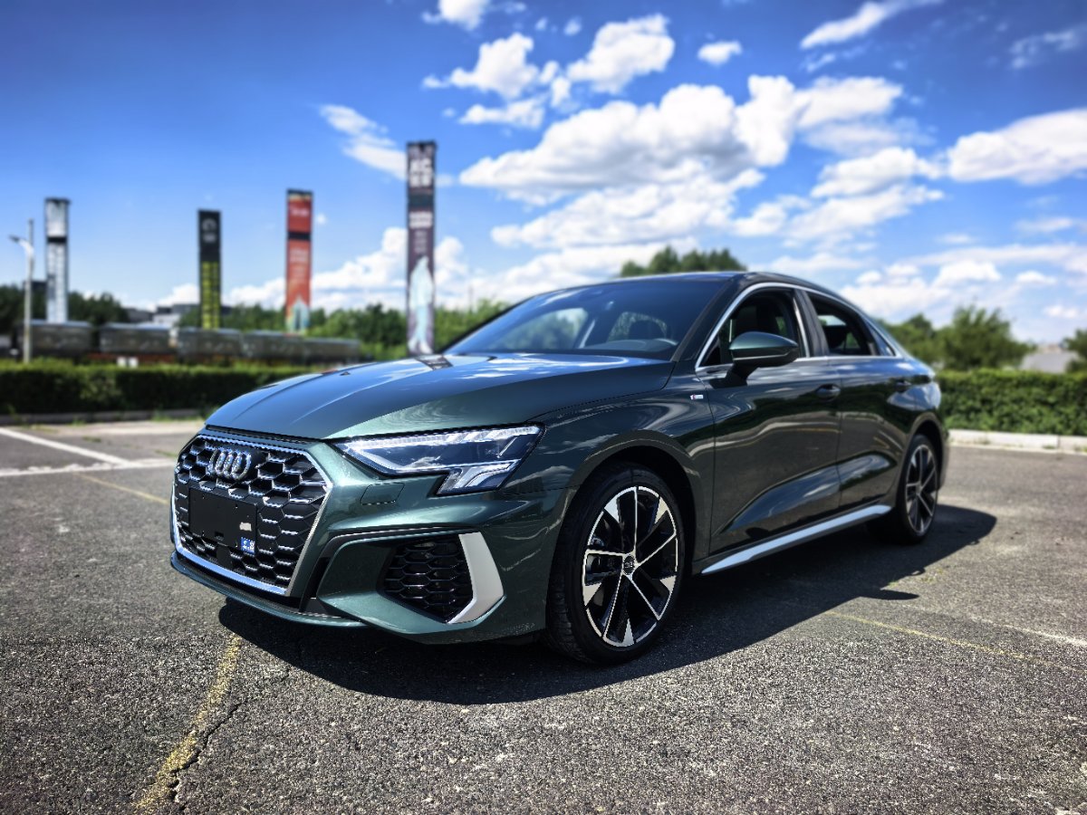 Audi A3 2023 car image 