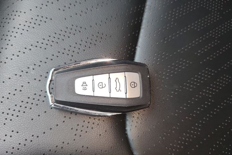 GEELY Emgrand 2024 #9 GEELY Emgrand 2024 car image #9