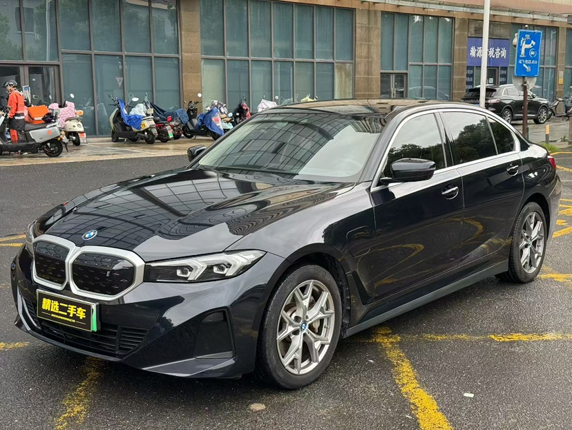 BMW i3 2022 car image #2