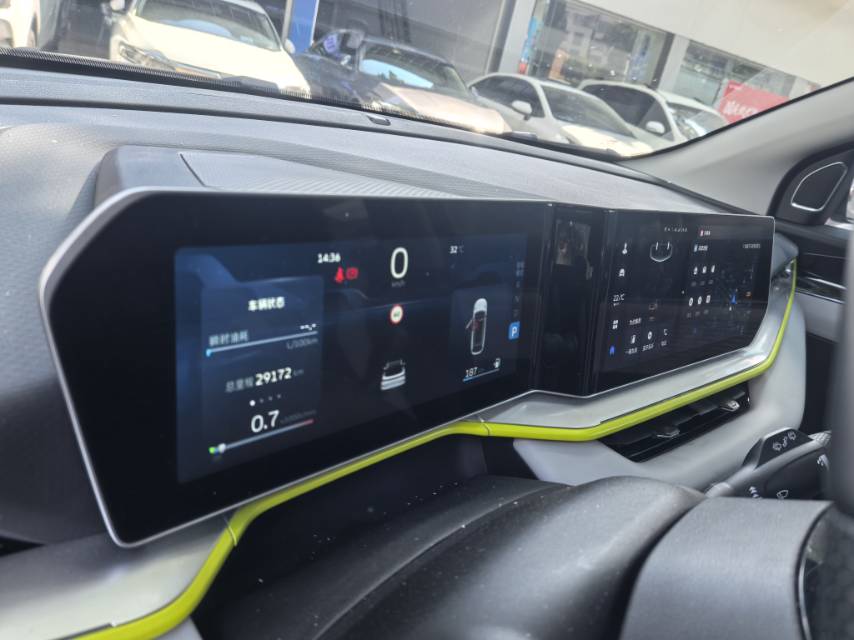 GEELY Coolray 2022 #8 GEELY Coolray 2022 car image #8
