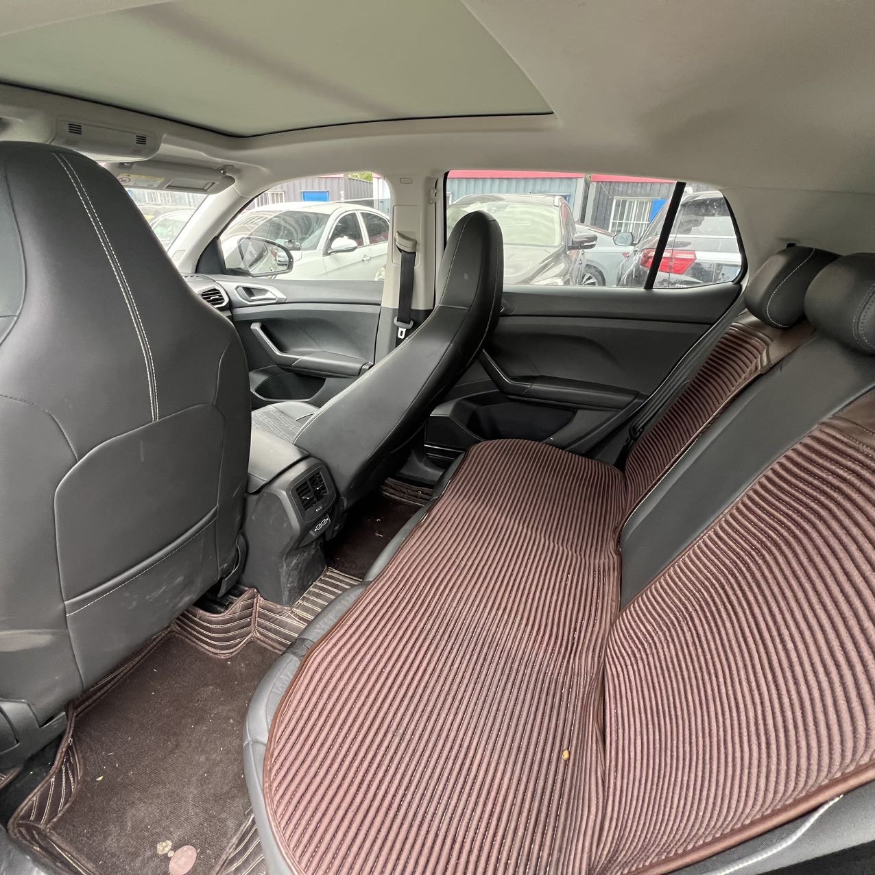 Volkswagen T-Cross 2020 #5 Volkswagen T-Cross 2020 car image #5