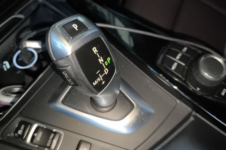 BMW 3 Series 2017 #16 BMW 3 Series 2017 car image #16