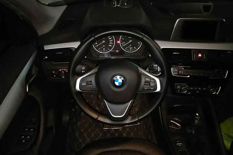 BMW X1 2016 #11 BMW X1 2016 car image #11