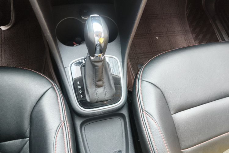 Volkswagen Polo 2019 car image #14