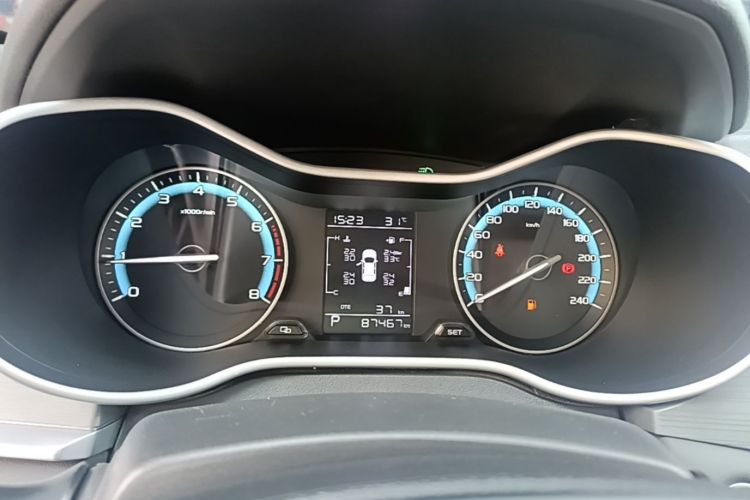 GEELY Emgrand 2022 #12 GEELY Emgrand 2022 car image #12