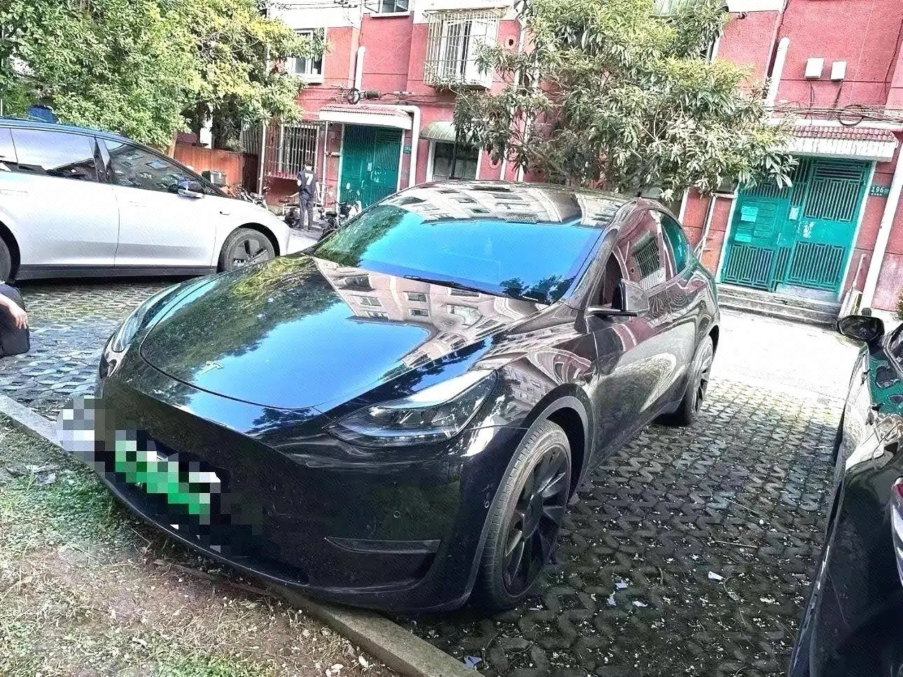 Tesla Model Y 2021 car image 
