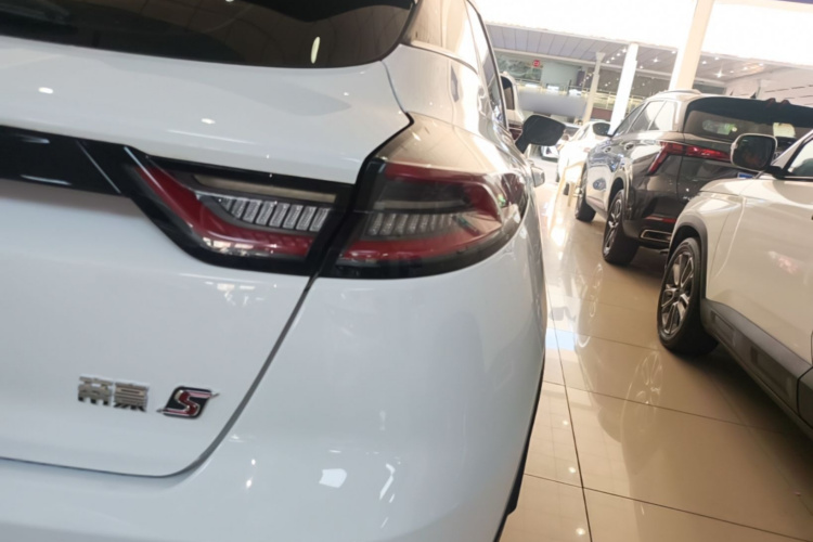 GEELY Emgrand S 2022 #8 GEELY Emgrand S 2022 immagine di auto #8