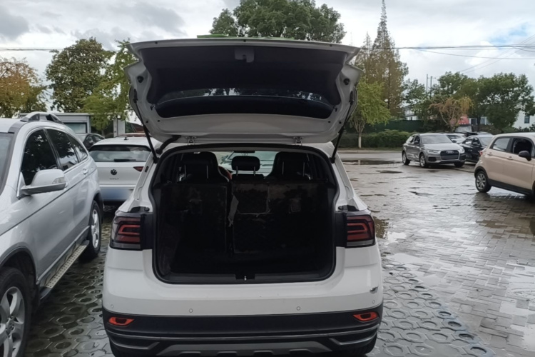 Volkswagen T-Cross 2020 #19 Volkswagen T-Cross 2020 صورة سيارة #19