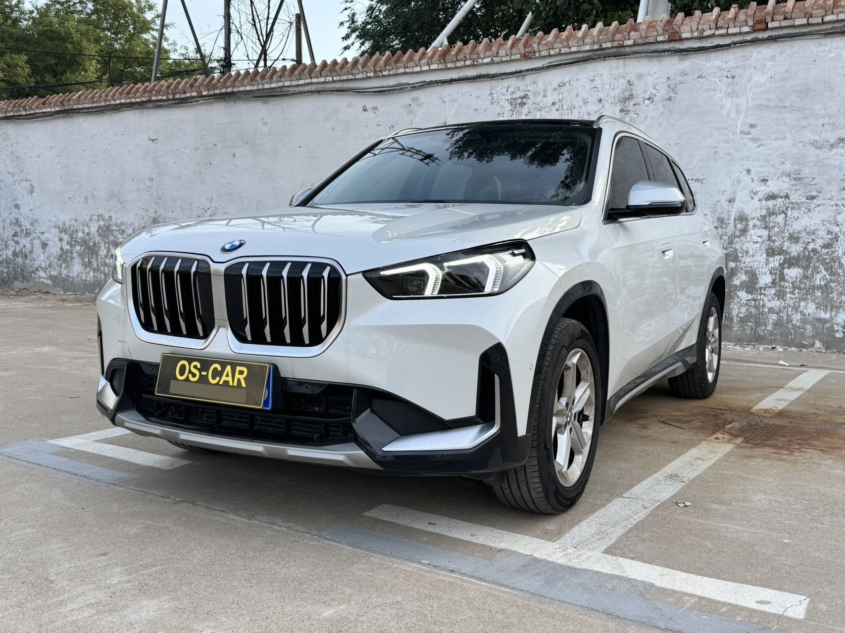 BMW X1 2024 BMW X1 2024 car image