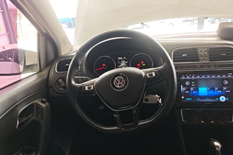 Volkswagen Polo 2019 #11 Volkswagen Polo 2019 car image #11