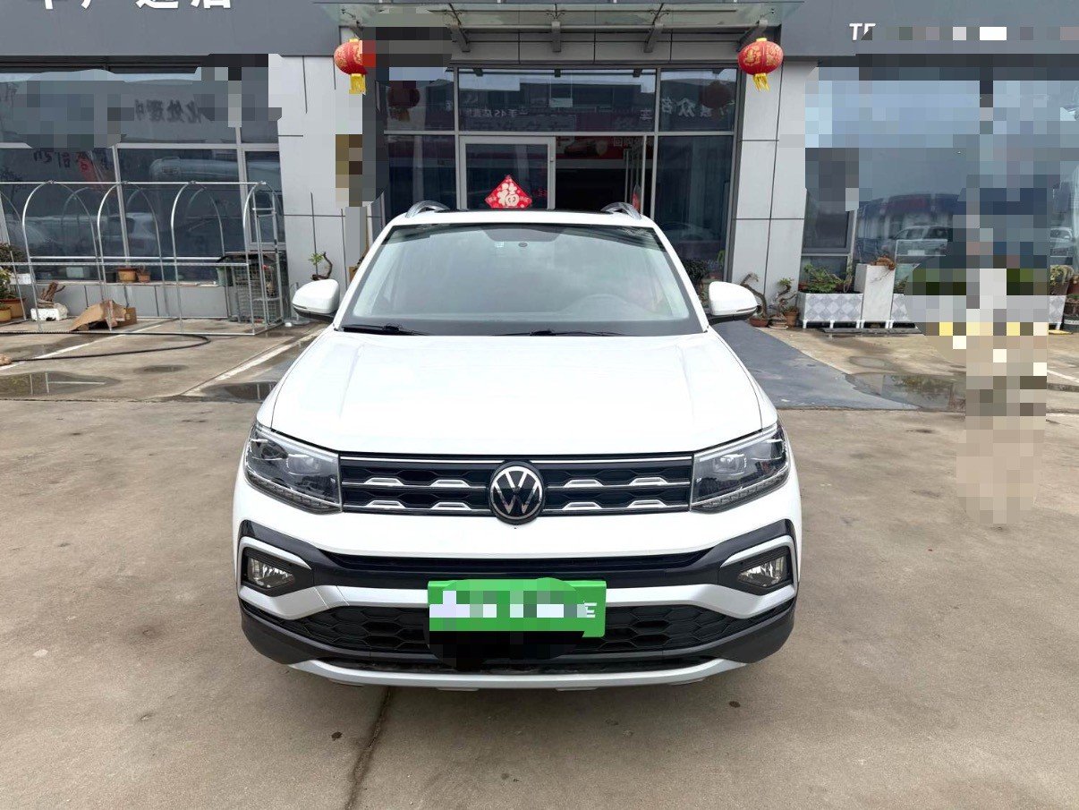 Volkswagen T-Cross 2021 car image #2