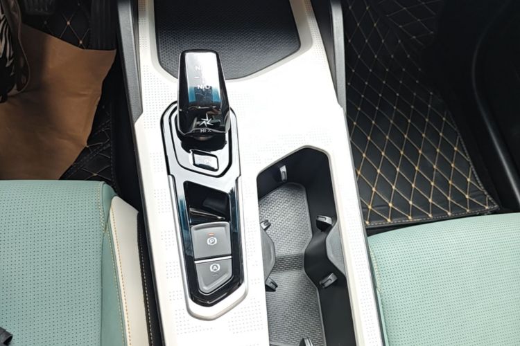 GEELY Emgrand L HiP 2022 car image #18