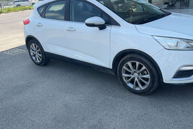 GEELY Emgrand GS 2018 car image #5