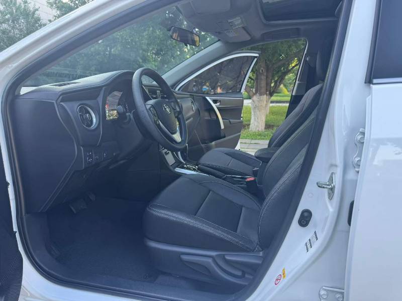Toyota Corolla 2018 #4 Toyota Corolla 2018 car image #4