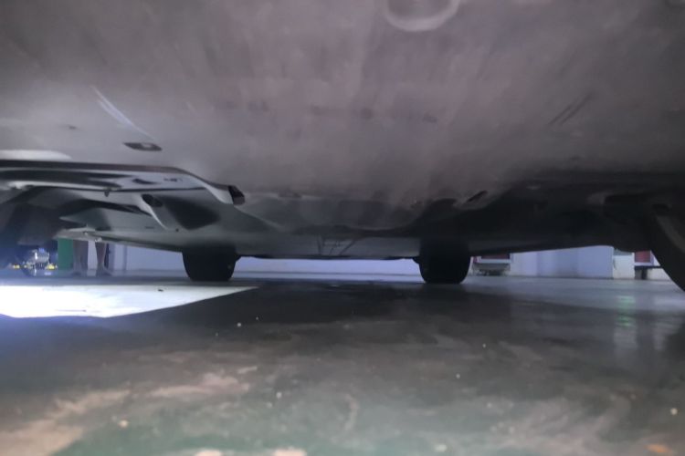 Tesla Model Y 2022 car image #26