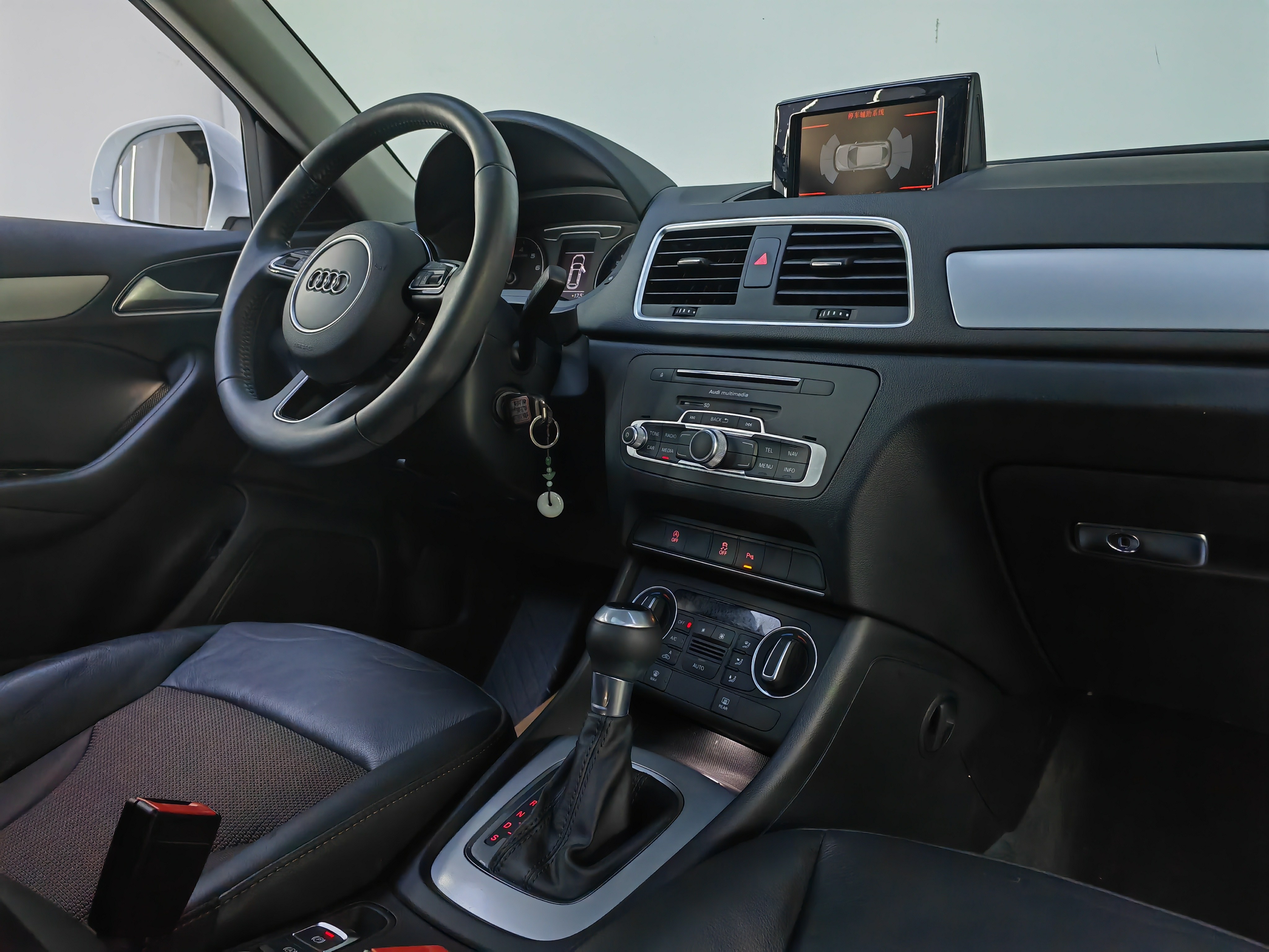 Audi Q3 2018 #6 Audi Q3 2018 car image #6