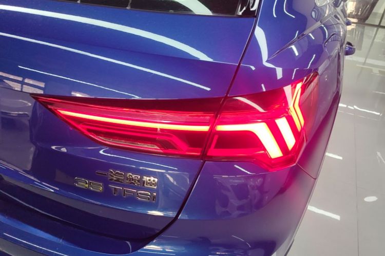 Audi Q3 2020 #8 Audi Q3 2020 car image #8
