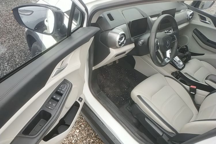 BYD Yuan Pro 2021 car image #16
