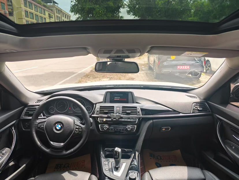 BMW 3 Series GT 2018 #4 BMW 3 Series GT 2018 car image #4