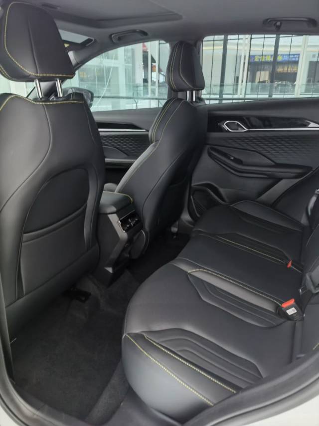 GEELY Coolray 2025 #7 GEELY Coolray 2025 car image #7
