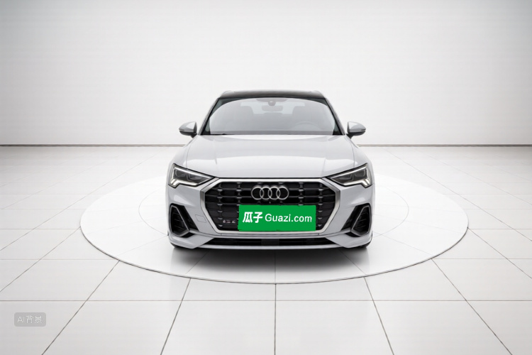 Audi Q3 2021 car image #3